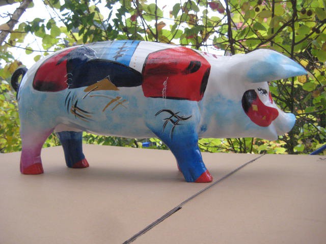 Abstrakt bemaltes Sparschwein_2
