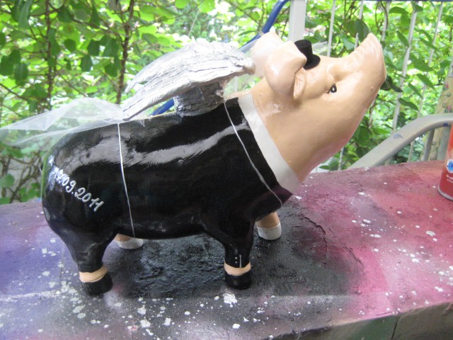 Sparschwein-Fluegel_2