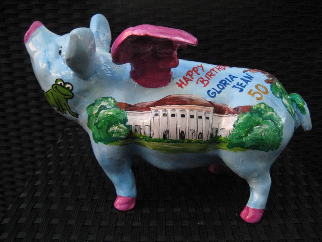 mittleres Sparschwein mit Flügeln_2
