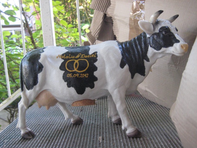 Mittlere Kuh als Hochzeits-Spardose_1